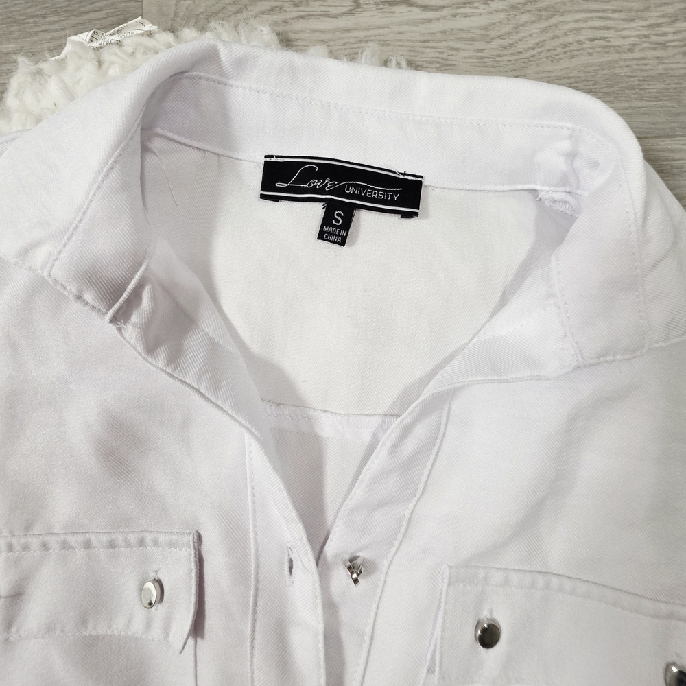 Set of 2 Button-Down Blouses - Love University & Love Potion - Size S - Picture 4 of 5